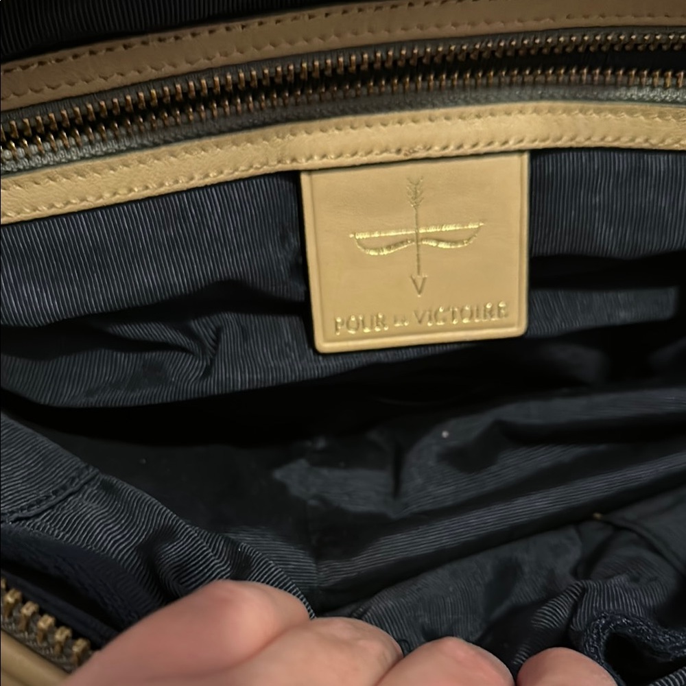 Pour La Victoire Nouveau Noir Tan Women's Satchel Bag - Picture 5 of 10